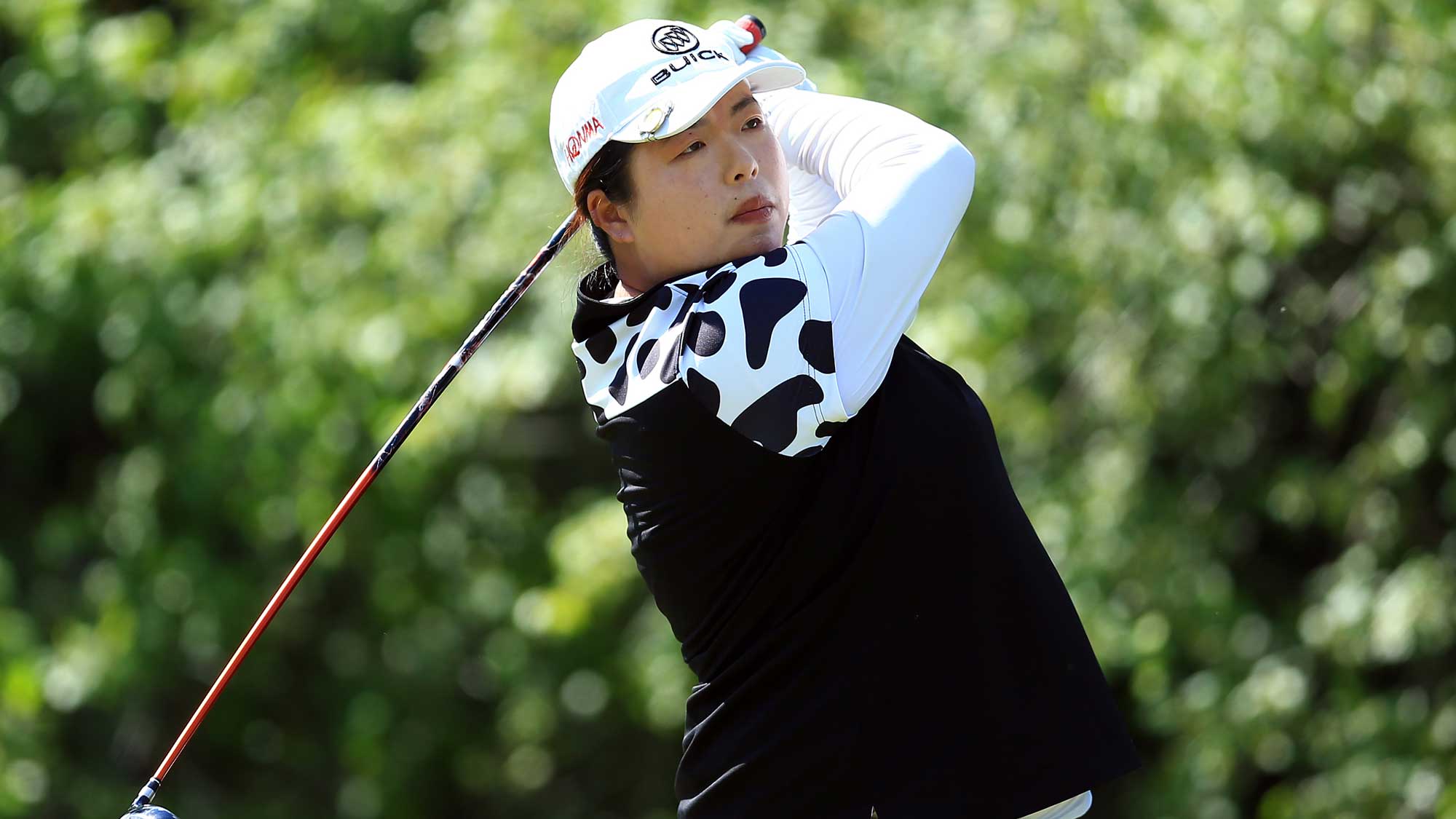 Shanshan Feng of China hits her tee shot on the 18th hole during the first round of the Manulife LPGA Classic