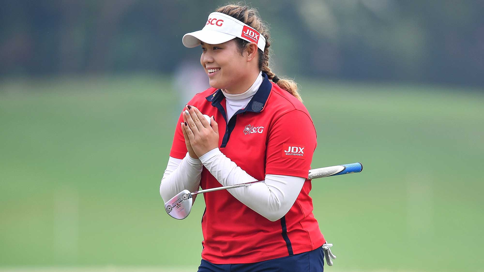 Ariya Takes a Bow After Eagle on 18 in Thailand