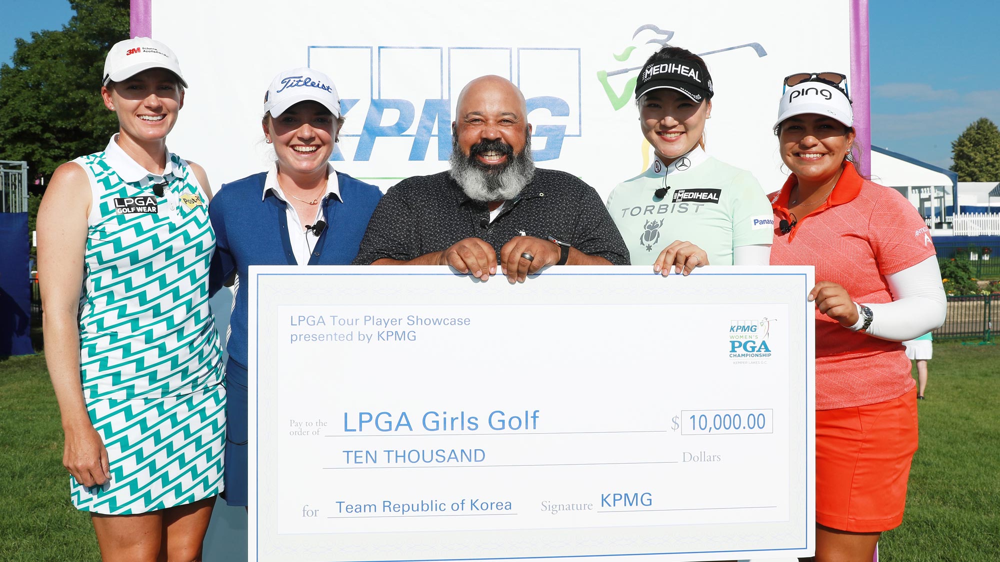 (Left to right) Sarah Jane Smith, Bronte Law, ESPN's Michael Collins, So Yeon Ryu and Lizette Salas pose after the KPMG Skills Challenge