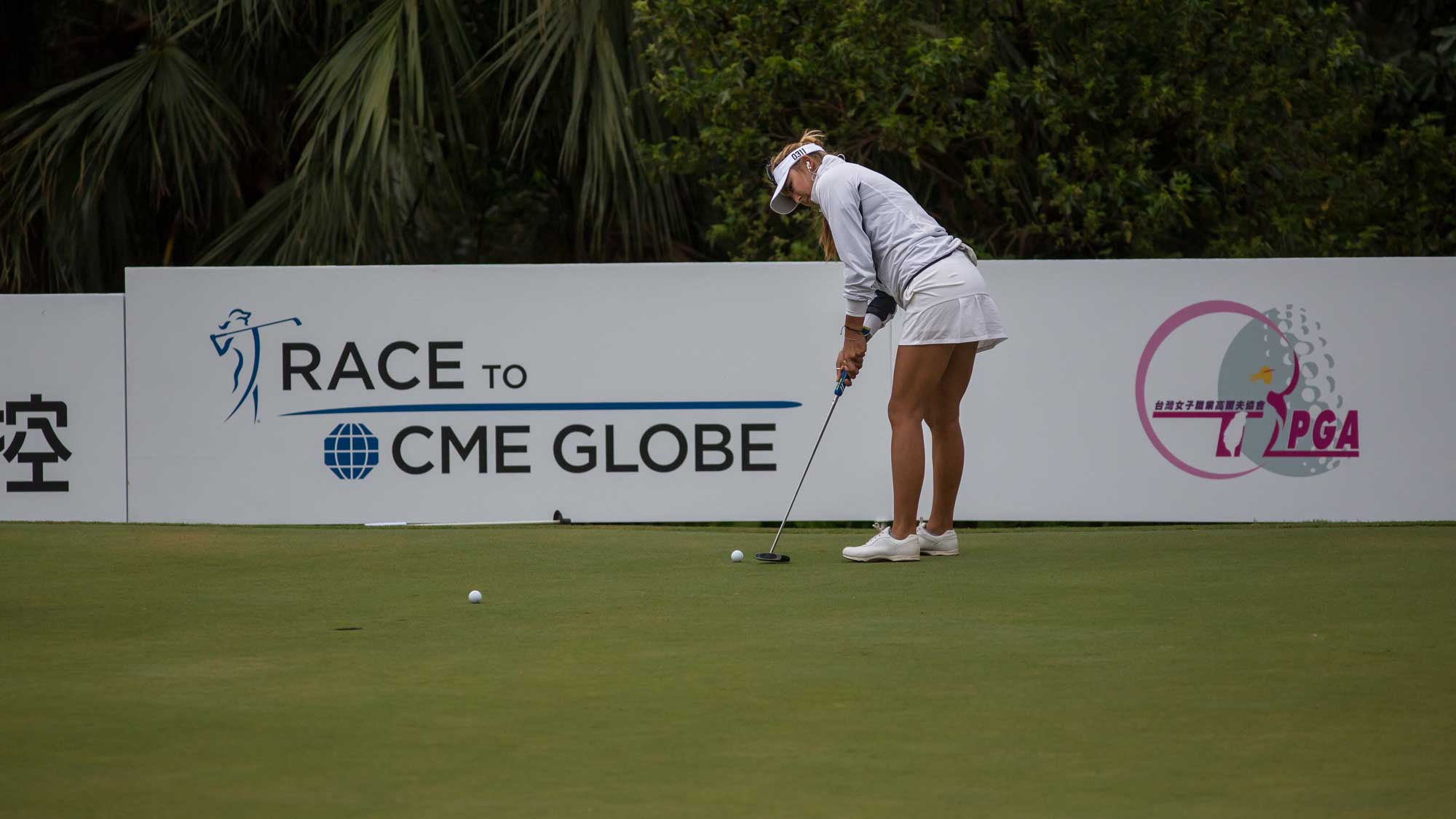Alison Lee practise before competition in the Fubon Taiwan LPGA Championship