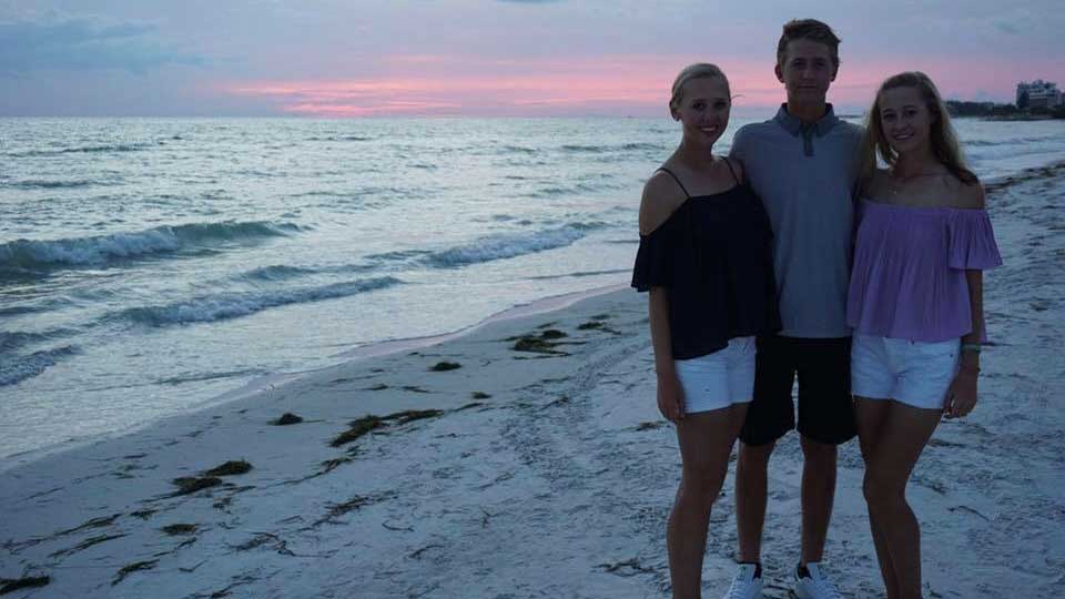 Korda Siblings