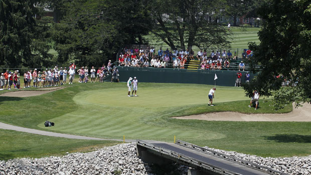 Kristy McPherson chips to the second green during the final round