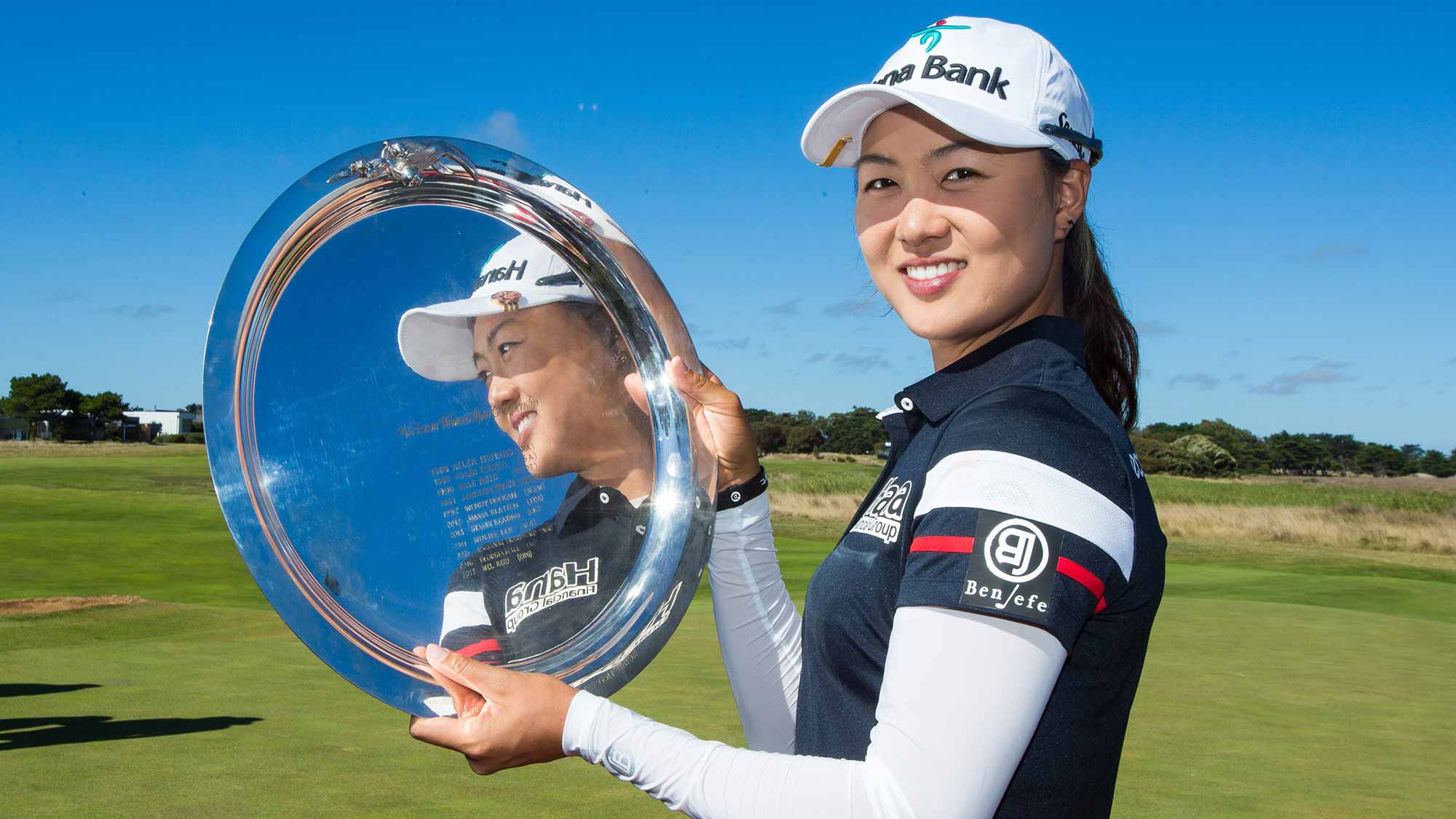 oatesvicminjee-trophy.jpg
