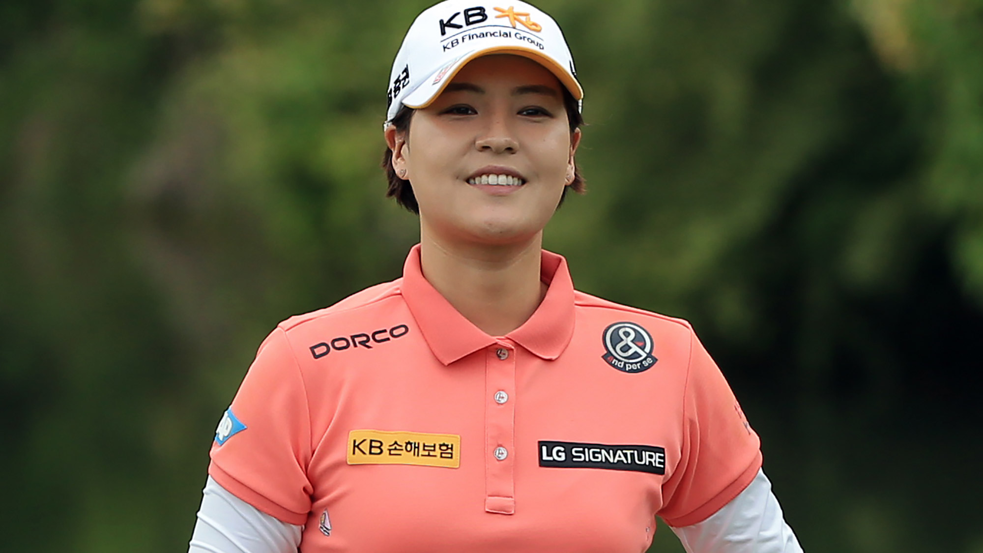 In Gee Chun Shares First Round Lead in Virginia