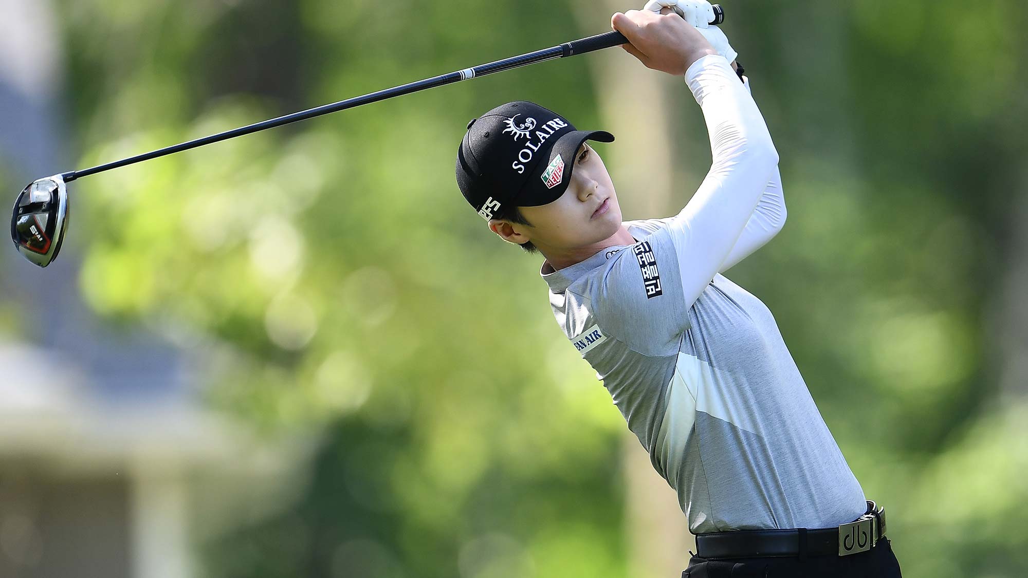 Sung Hyun Park of the Republic of Korea hits her tee shot on the third hole during the second round of the Thornberry Creek LPGA Classi