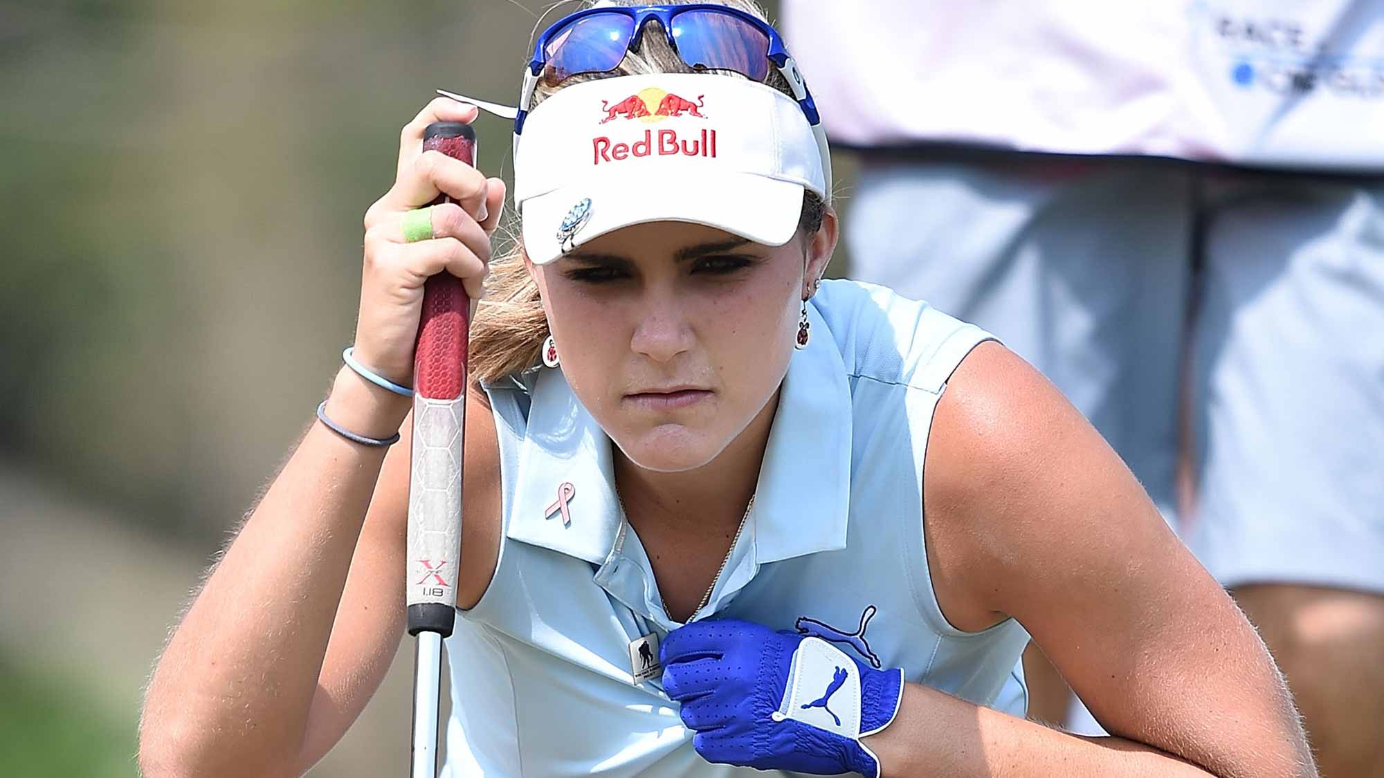 Lexi Thompson of United States lines up a putt during day one of the 2016 Honda LPGA Thailand at Siam Country Club