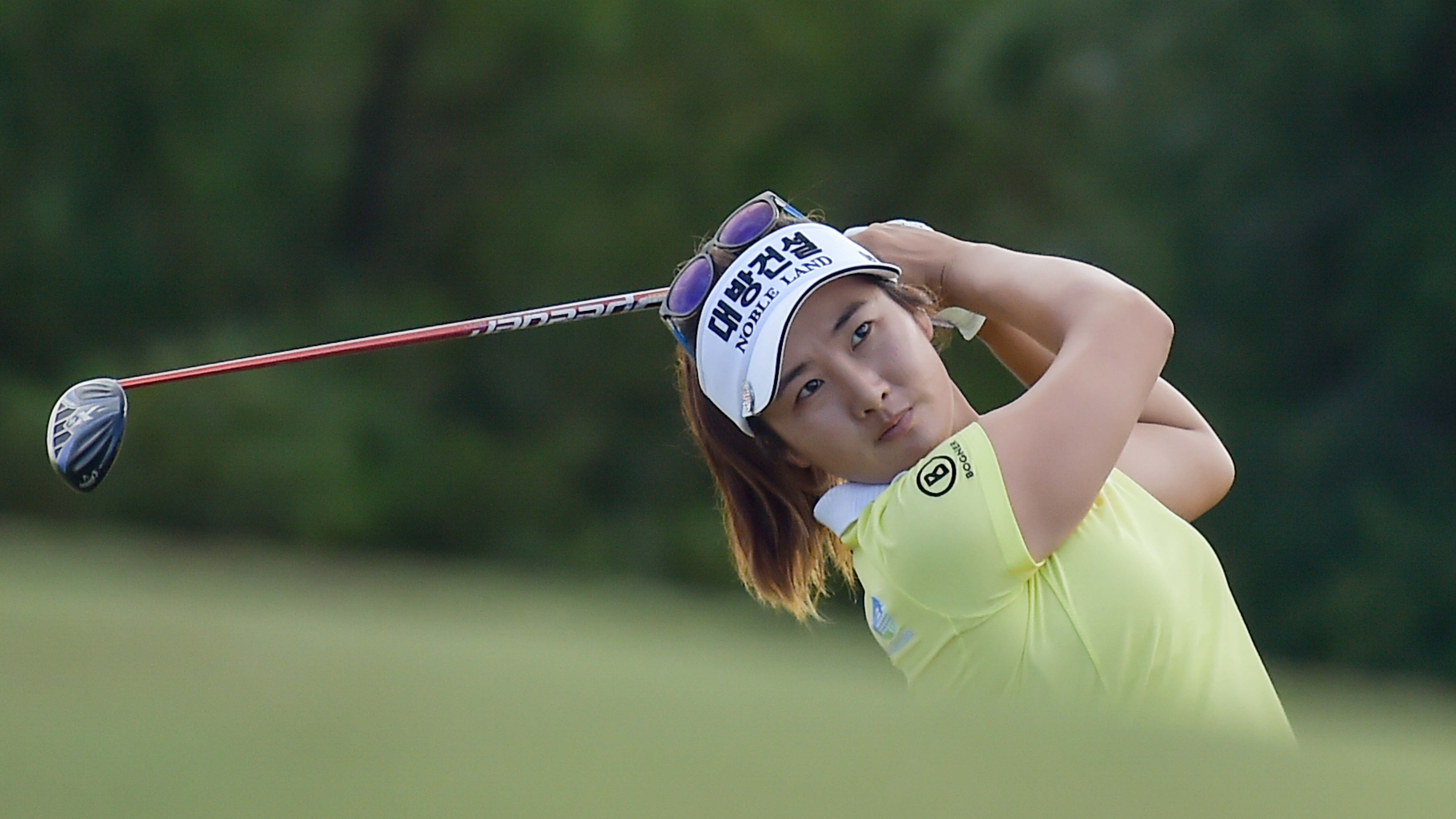 Su Oh hits a shot during the opening round of the ISPS Handa Vic Open in Victoria, Australia