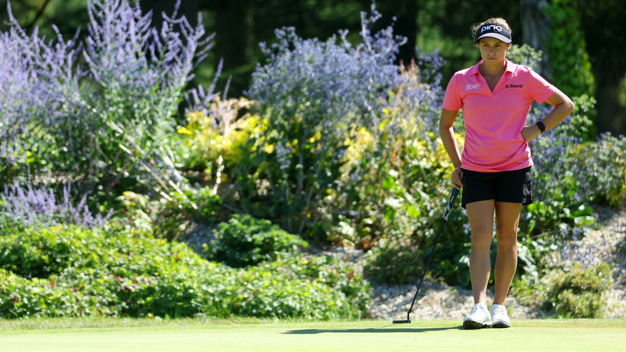 Amanda Doherty of The United States lines up a putt on the 16th green during Day Two of the ISPS Handa World Invitational presented by AVIV Clinics