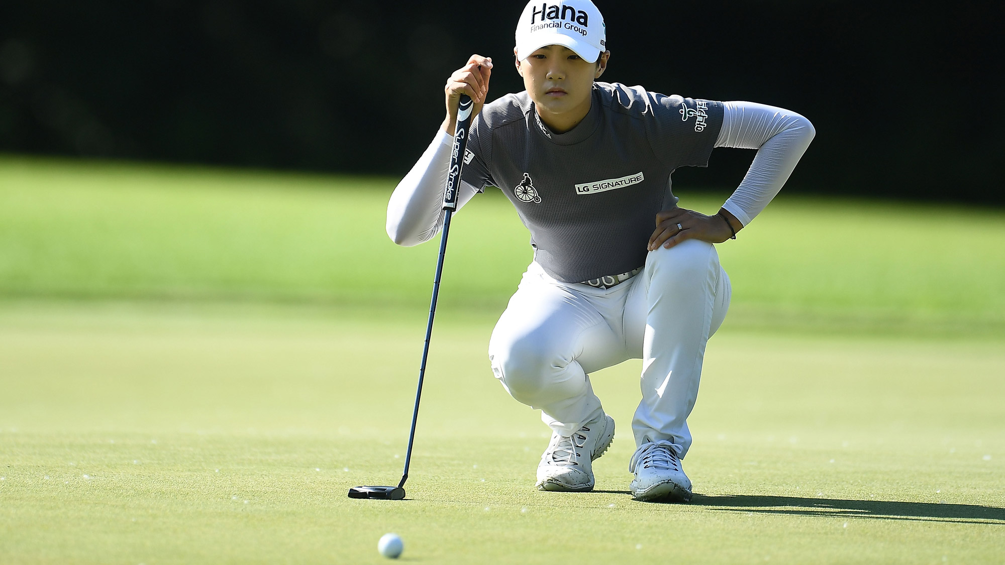 Sung Hyun Park Reads a Putt at KPMG Women's PGA Championship