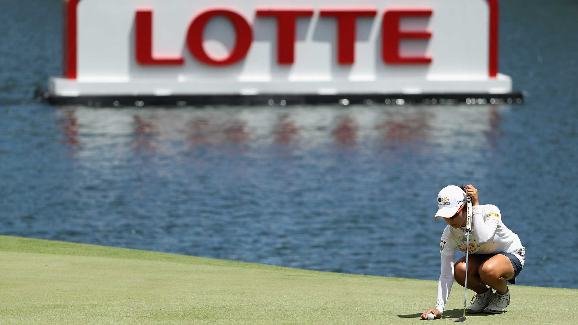 Mi Hyang Lee of Republic of Korea lines up a putt on the 18th green during the second round of the LPGA LOTTE Championship Presented By Hershey