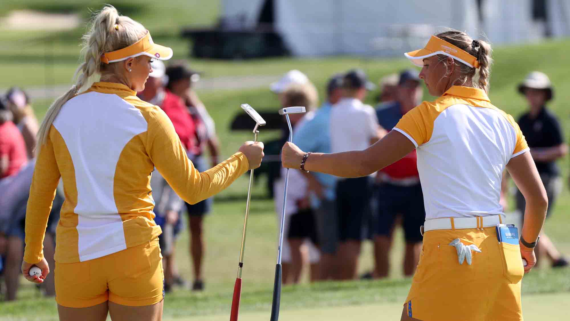 Charley Hull and Emily Pedersen