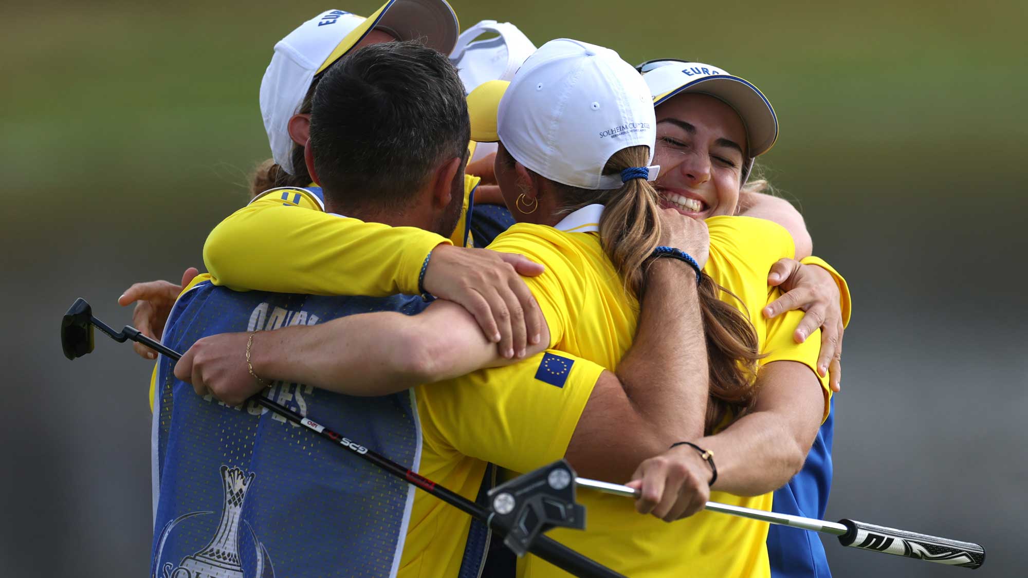 Mimi Rhodes of Team Europe and Nastasia Nadaud of Team Europe
