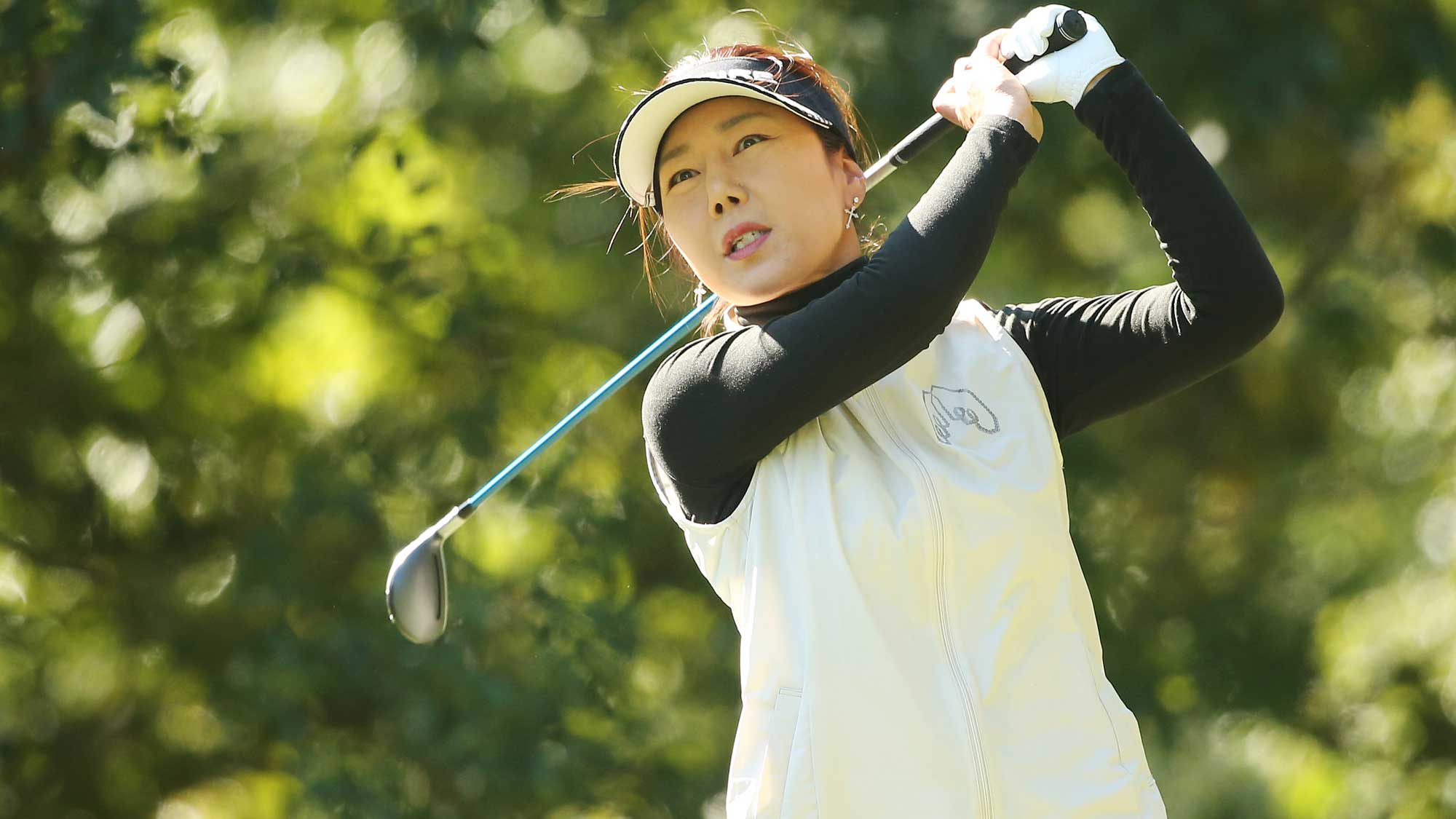Soo-Yun Kang of South Korea hits her tee shot on the 3rd hole during the first round of the TOTO Japan Classic