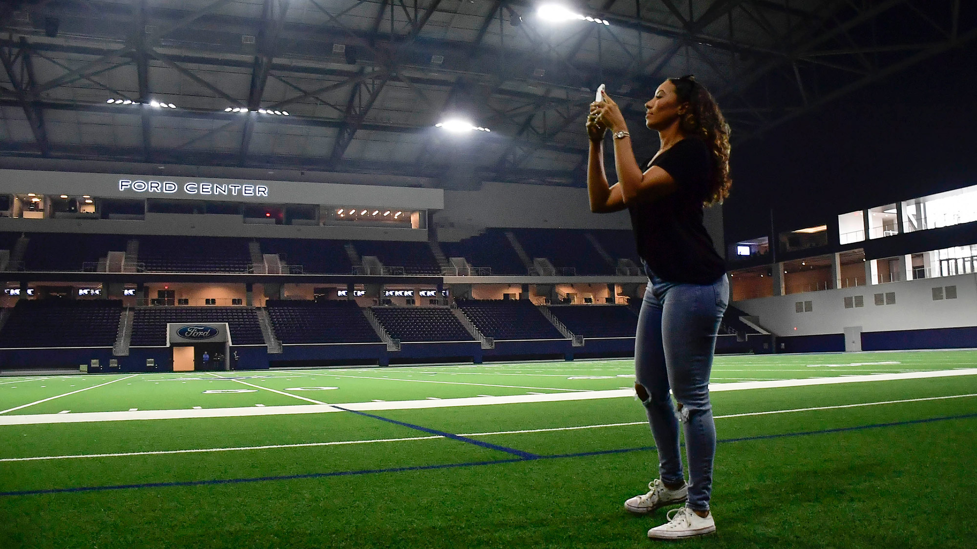 Cheyenne Woods Snaps a Photo Inside the Ford Center