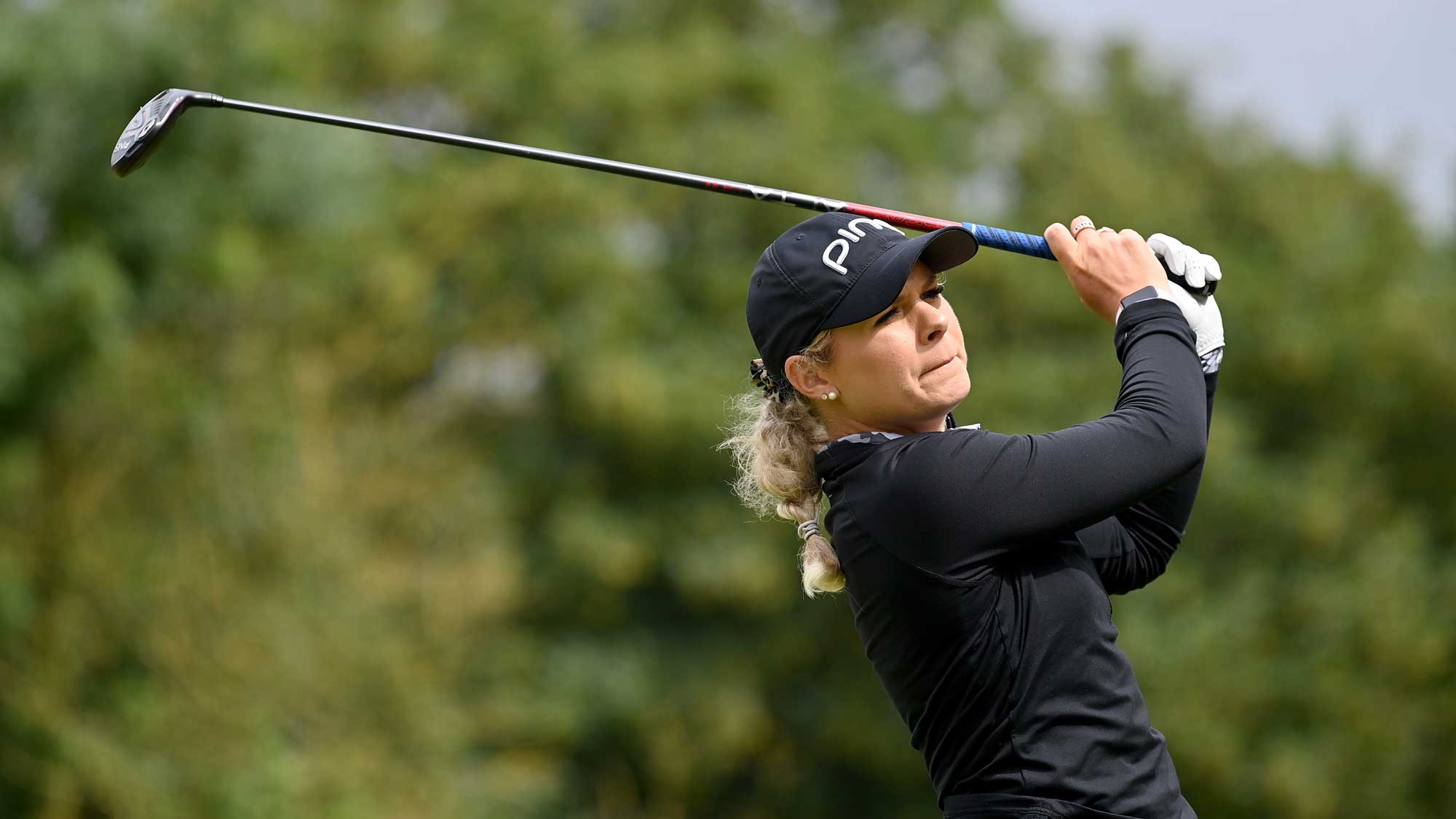Weaver Watches Putts Roll in With New Flatstick | LPGA | Ladies ...