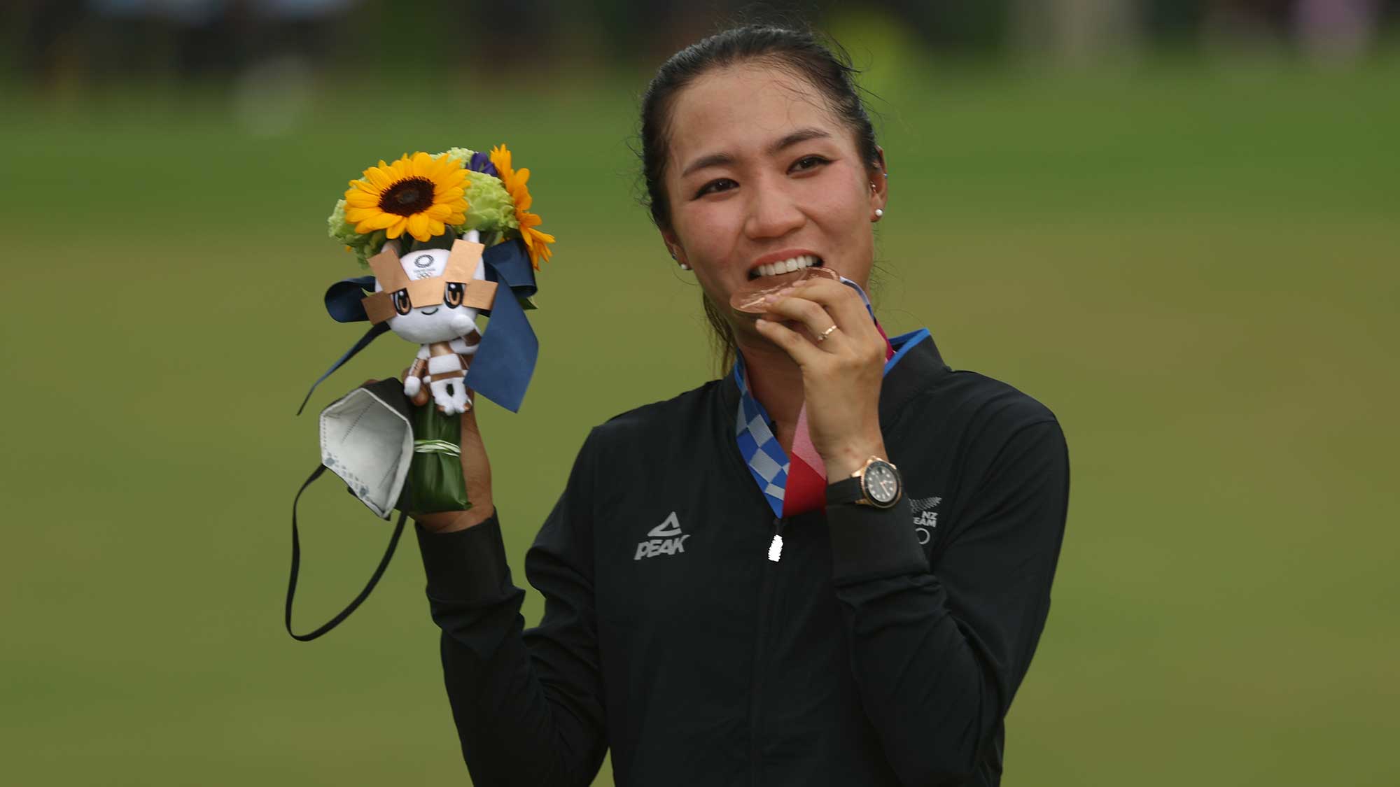 Lydia Ko with bronze medal